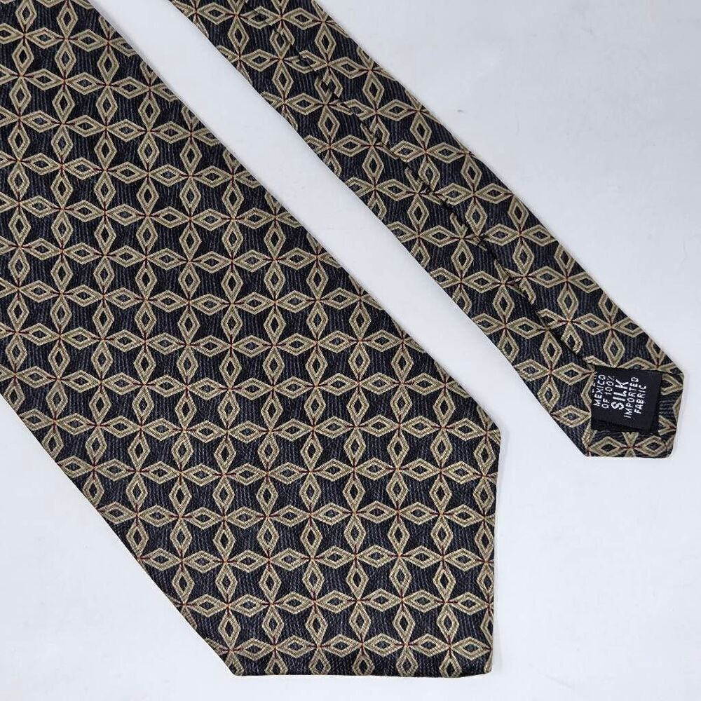 GRAHAM & LOCKWOOD LONDON ENGLAND SILK TIE TAN BLACK GEOMETRIC SATIN 4" X 58"